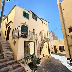  Guest house Meithras Homes